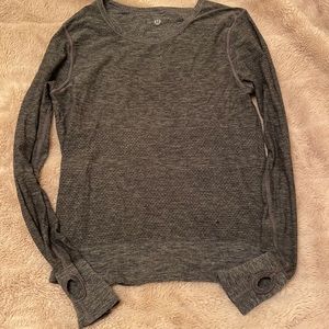 Lululemon swiftly tech dark grey 2.0 race length size 6 women’s